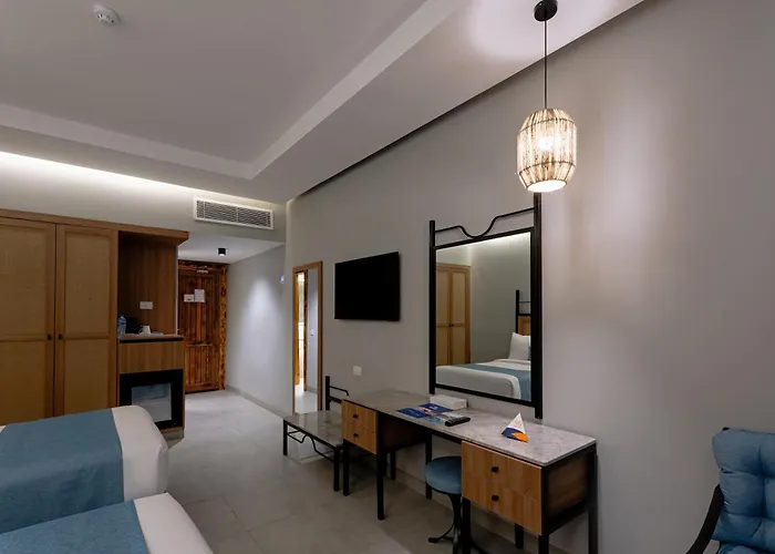 Resort Sunny Days Palma De Mirette & 4*