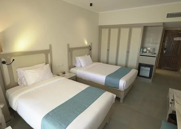 Sunny Days Palma De Mirette & Resort